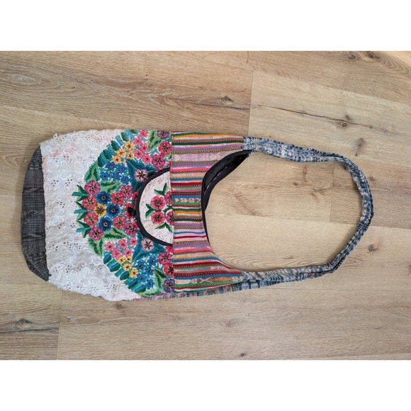 The Unbranded Brand Handbags - Bohemian Multicolored Textile Bag With Floral Embroidery